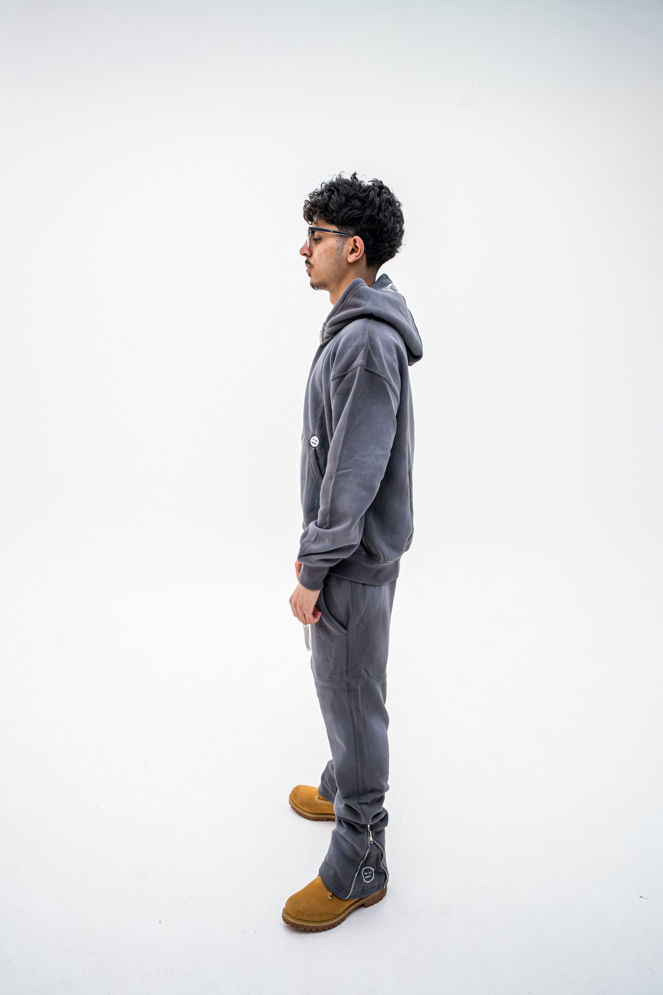 GREY CONCRETE TRACKSUIT