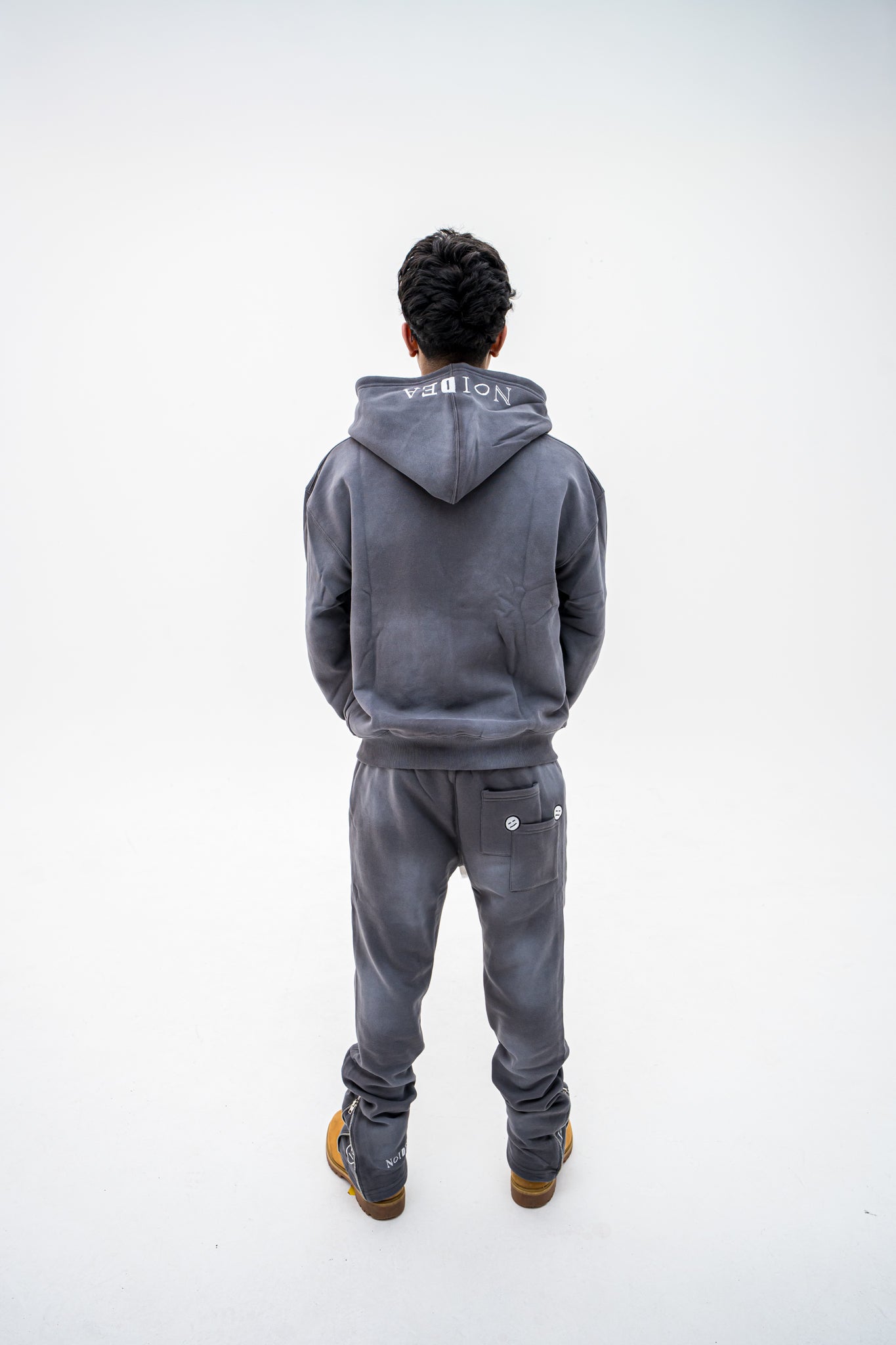 GREY CONCRETE TRACKSUIT